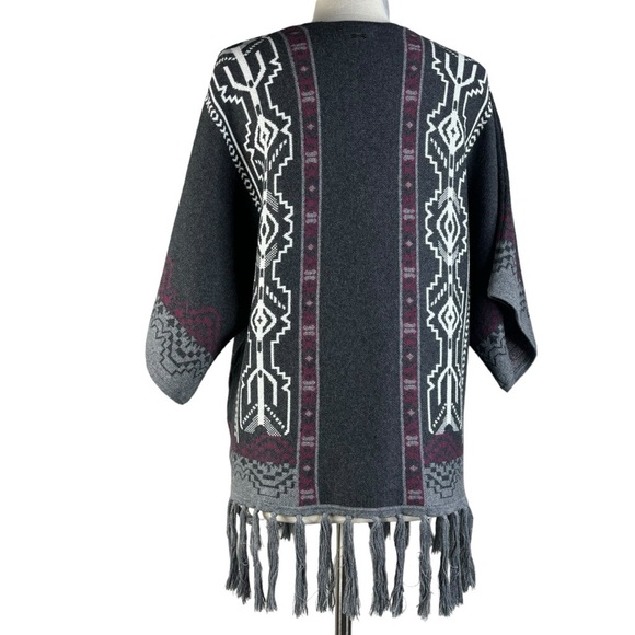 Tyler Boe Bohemian Aztec Pattern Open Front Cardigan with Fringe Size Small NEW - Picture 2 of 16